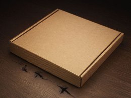 Pudełko (20,5x20,5x3,2cm)
